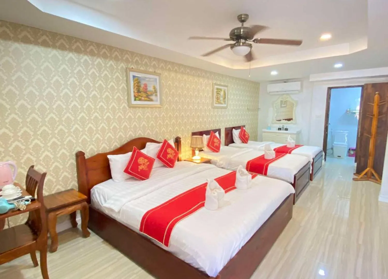Hotel Golden Lotus Namkhan River View Luang Prabang